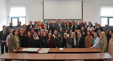 Vali Çiftçi, Tazelenme üniversitesinde öğrencilerle buluştu