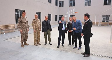 Vali Eldivan, Geri Gönderme Merkezi'nde denetimde bulundu