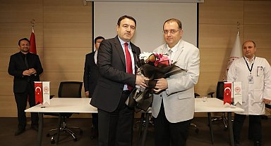 Vali Musa Işın'dan tıp literatürüne giren başarıya tebrik ziyareti