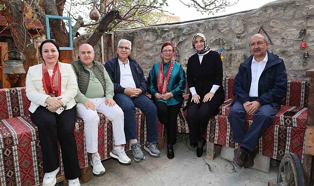 Vali Yiğitbaşı BİK üyelerine Frig Vadisi'ni gezdirdi