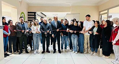 Van'da 'Tiyatro Dekorları Maket Sergisi' açıldı