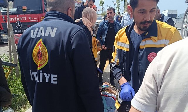 Van'da trafik kazası: 3 yaralı