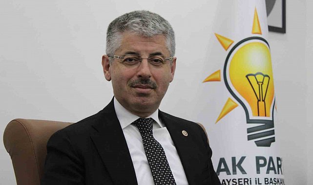 Vekil Çopuroğlu İmamoğlu'nu tiye aldı, kameraları bantla kapattı