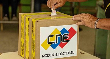 Venezuela'daki genel ve bölgesel seçimleri Devlet Başkanı Maduro'nun partisi kazandı