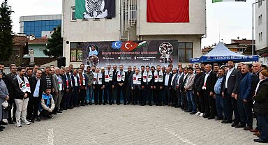 Vezirköprü'de Filistin ve Doğru Türkistan için hayır çarşısı