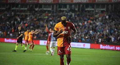 Victor Osimhen, Galatasaray tarihine geçti