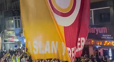 Yalova'da Fenerbahçe taraftarlarından Galatasaray bayraklarına saldırı