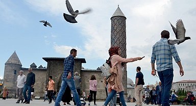 Yaz geliyor, cilt kanserine dikkat