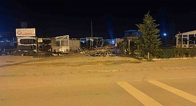 Yıkım yapılacak iş yerinde zabıta ekipleriyle çalışanlar arasında kavga: 5 yaralı