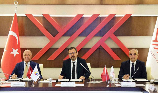 YÖK, TOBB ve ISKAV arasında nitelikli istihdam için iş birliği protokolü imzalandı