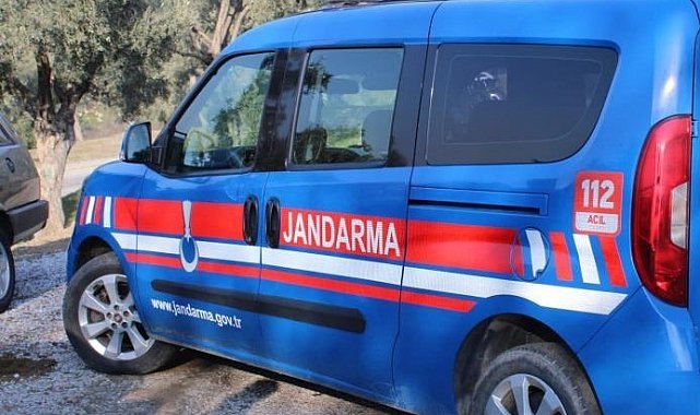 Yol kenarında darp edilmiş ve bıçaklanmış halde bulundu