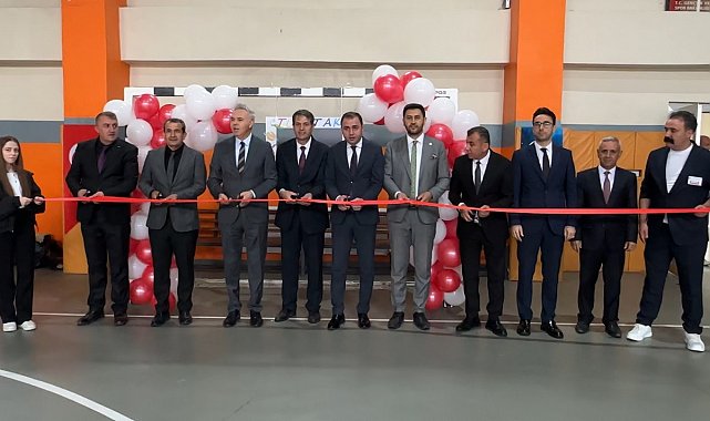 Yüksekova Fen Lisesi öğrencilerinin projeleri göz kamaştırdı