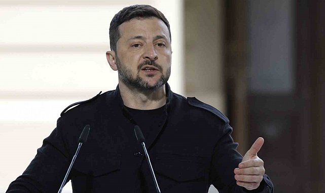 Zelenskiy: "Perşembe günü Putin'i Türkiye'de bekliyor olacağım"