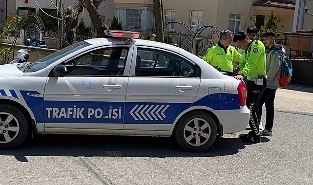 Zile'de kasksız ve belgesiz motosiklet kullananlara ceza yağdı