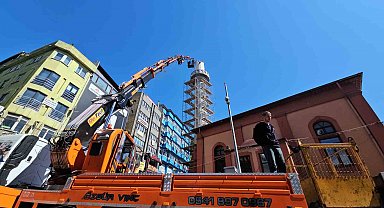 Zonguldak'ta 100 yıllık caminin minaresi risk nedeniyle yıkılıyor