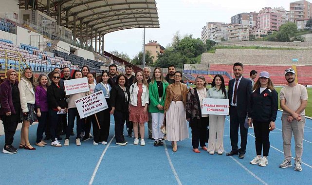Zonguldak'ta "Sağlıklı ve hareketli yaşama merhaba" yürüyüşü düzenlendi