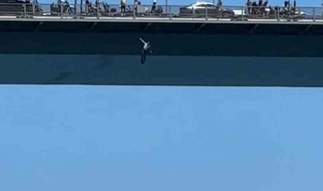 15 Temmuz Şehitler Köprüsü'nden atlayan bir kişi hayatını kaybetti