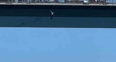 15 Temmuz Şehitler Köprüsü'nden atlayan bir kişi hayatını kaybetti