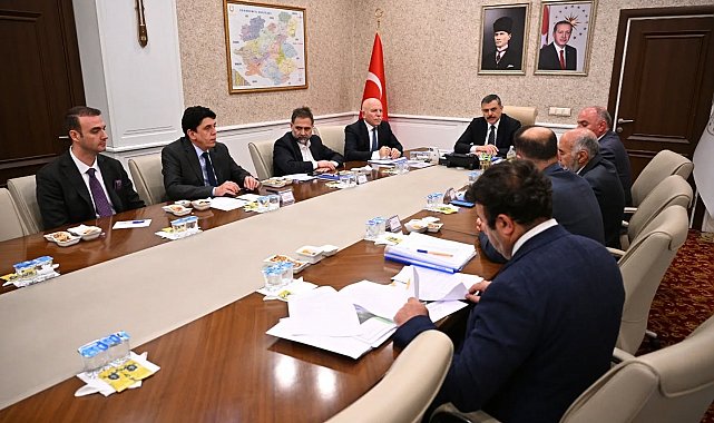 2. Organize Sanayi Bölgesi yönetim kurulu Vali Çiftçi başkanlığında toplandı