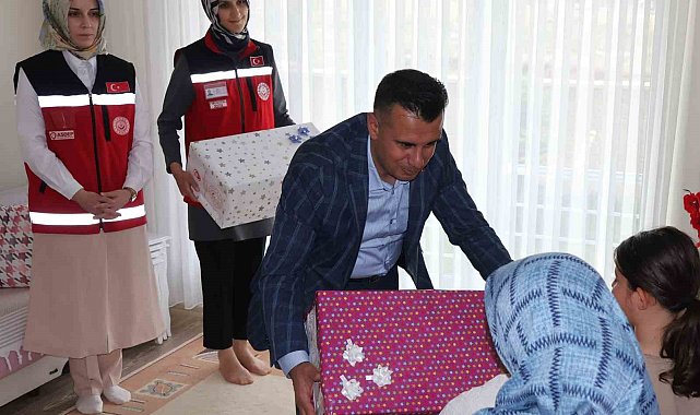 200 çocuğa bayram hediyesi: Bayram öncesi anlamlı destek