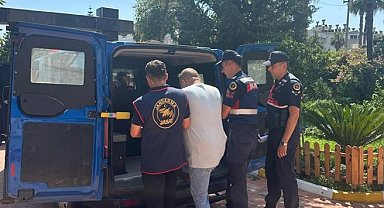 25 yıl 8 ay hapis cezası bulunan şahıs, jandarma operasyonuyla yakalandı