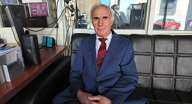 35 yıldır Gediz'e hizmet veren doktor veda etti