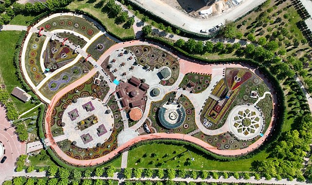 375 bin çiçek görsel şölen sunuyor