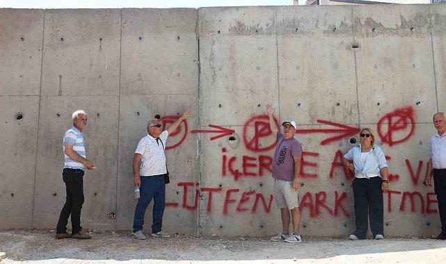 'Dostluk Bulvarı' çıkmaz sokaklara çıkıyor