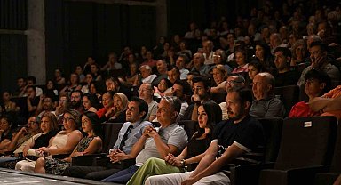 4. Avukat Soner Ustaoğlu Tiyatro Günleri perdelerini kapattı