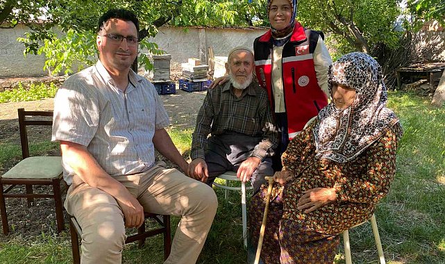 71 yıldır aynı yastığa baş koyuyorlar