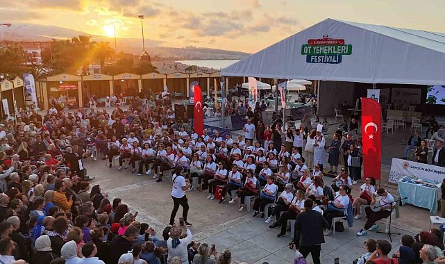 8. Samsun Yöresel Ot Yemekleri Festivali'ne yoğun ilgi