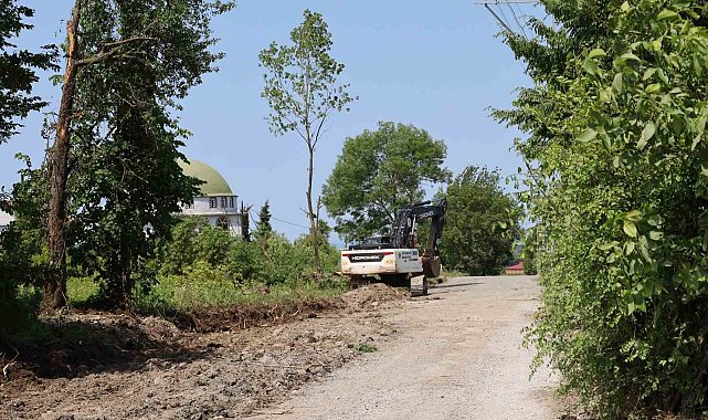 9 mahalleyi birbirine bağlayan grup yolu çalışması sürüyor