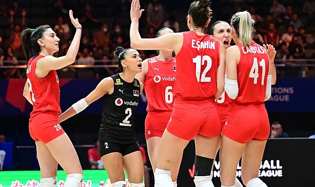 A Milli Kadın Voleybol Takımı, Milletler Ligi'ne galibiyetle başladı