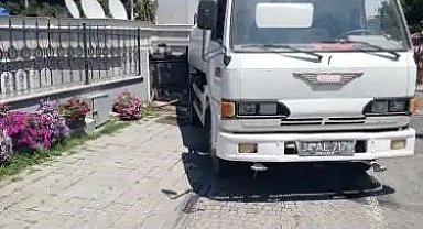 Adalar'da altyapısı kesilen kaçak binaya tankerle su taşındığı iddiası