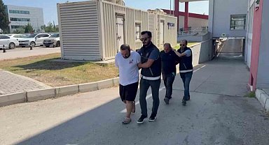 Adana'da 1 milyon liralık kaçak sigara operasyonu: 2 tutuklama