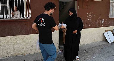 Adana'da ihtiyaç sahibi ailelere et dağıtıldı