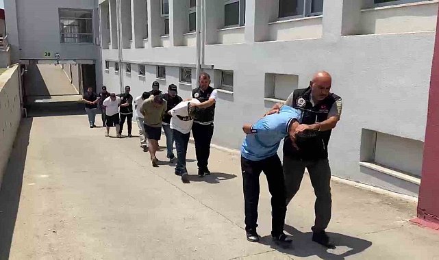 Adana'da torbacı operasyonu: 5 tutuklama