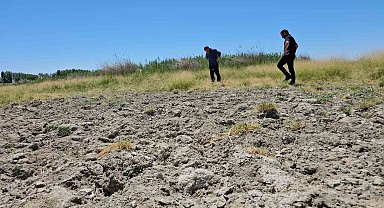 Adilcevaz Heybeli Gölü kurudu