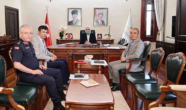 Afyonkarahisar'da asayiş toplantısı