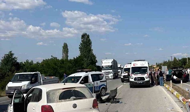 Afyonkarahisar'da kaza: 1 ölü, 3 yaralı