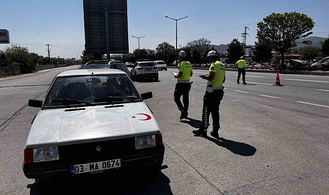 Afyonkarahisar'da Kurban Bayramı öncesi trafik denetimleri arttı