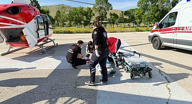 Ağrı'da nöbet geçiren 4 yaşındaki çocuk için ambulans helikopter havalandı
