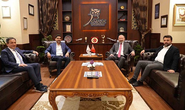AK Parti Karabük Milletvekilleri ve İl Başkanı, Rektör Kırışık ile bir araya geldi