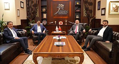 AK Parti Karabük Milletvekilleri ve İl Başkanı, Rektör Kırışık ile bir araya geldi