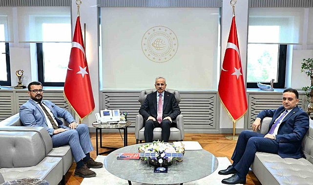 AK Parti'li Baybatur ve Akkal, Bakan Uraloğlu ile görüştü