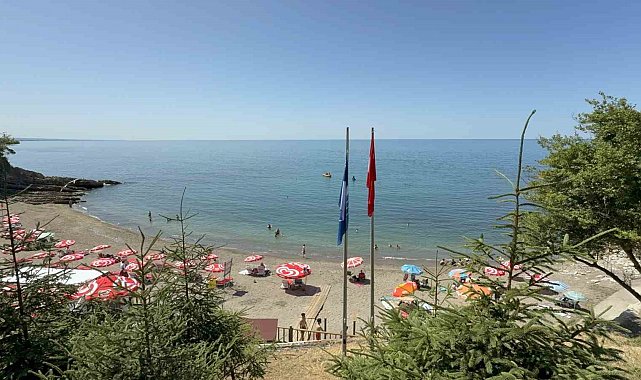 Akçakoca Kale Plajı'na mavi bayrak