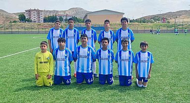 Akkışla'da ücretsiz futbol kursu