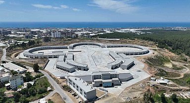 Alanya Toptancı Hali'nde sona yaklaşıldı