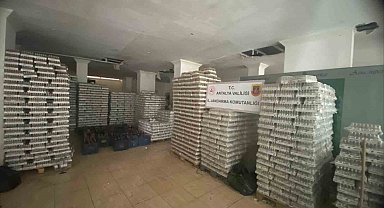 Alanya'da 10 bin litre kaçak alkol ele geçirildi