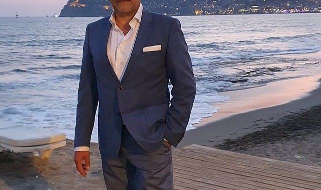 Alanya'da uçuruma yuvarlanan araç sürücüsü hayatını kaybetti